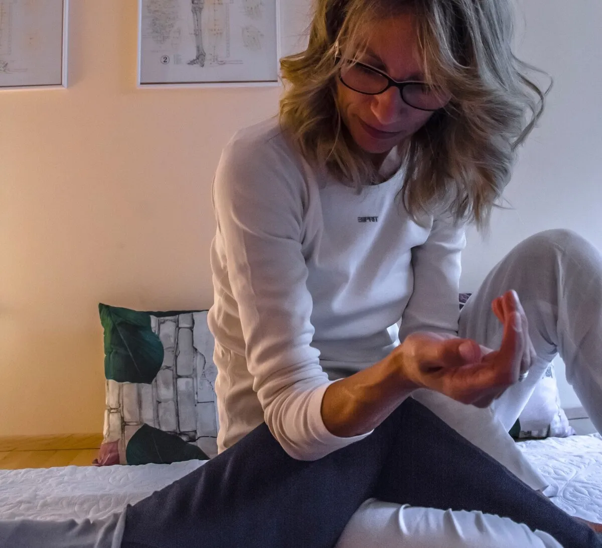 Eigenübung an der Hand